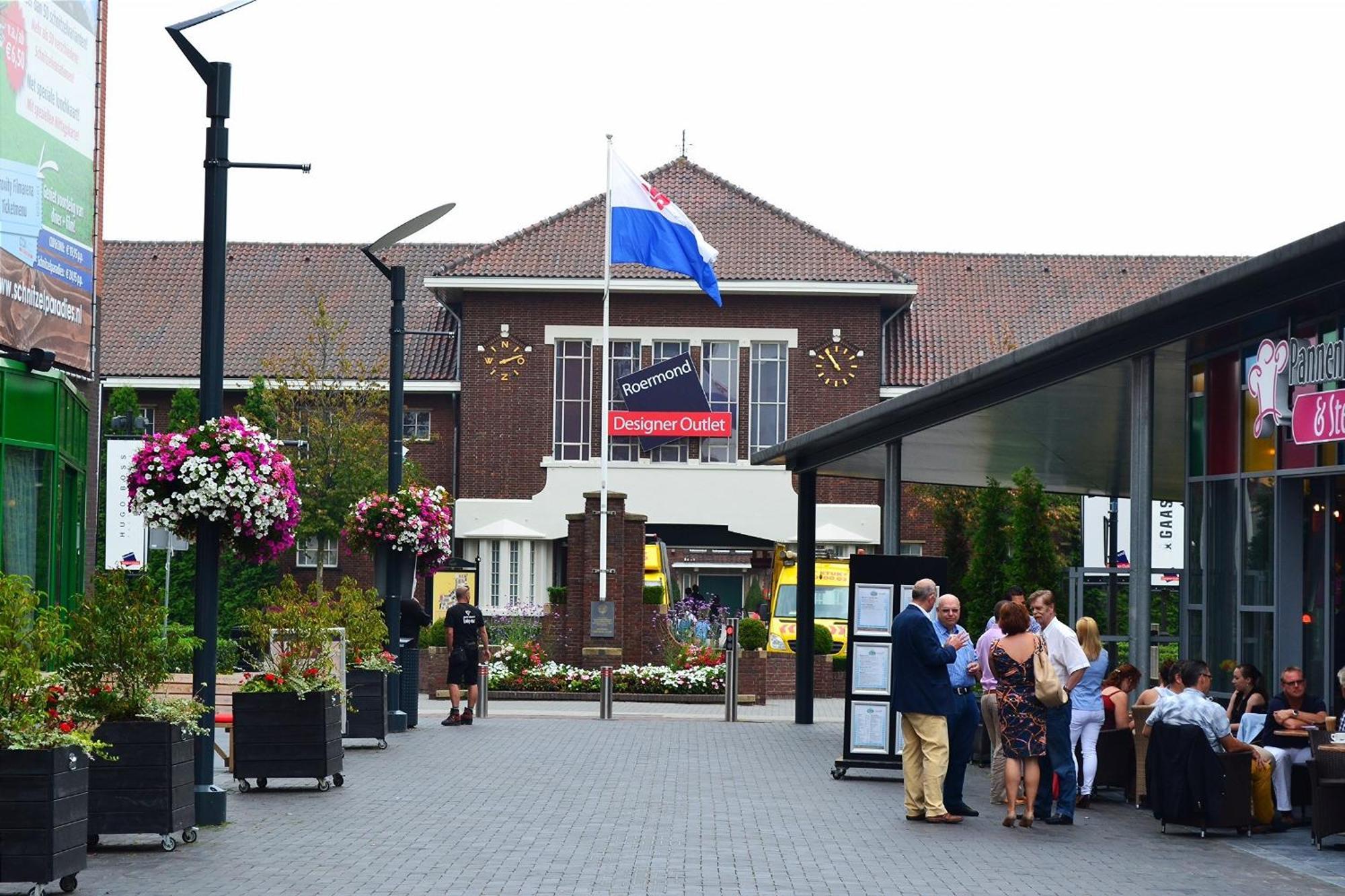 Hotel En Grand Cafe De Pauw Roermond Εξωτερικό φωτογραφία
